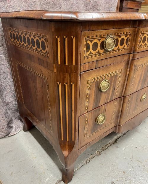 18THCENTURY ITALIAN COMMODE CHEST - ADDITIONAL PHOTO 4
