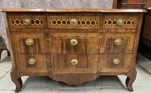 18THCENTURY ITALIAN COMMODE CHEST - ADDITIONAL PHOTO 8