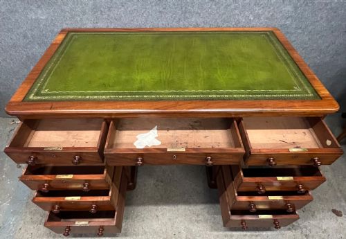 GOOD QUALITY 19TH CENTURY MAHOGANY DESK - ADDITIONAL PHOTO 3