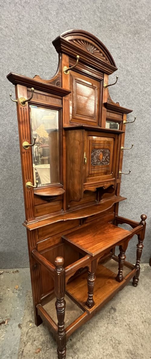 IMPRESSIVE GOOD QUALITY WALNUT HALL STAND - ADDITIONAL PHOTO 1