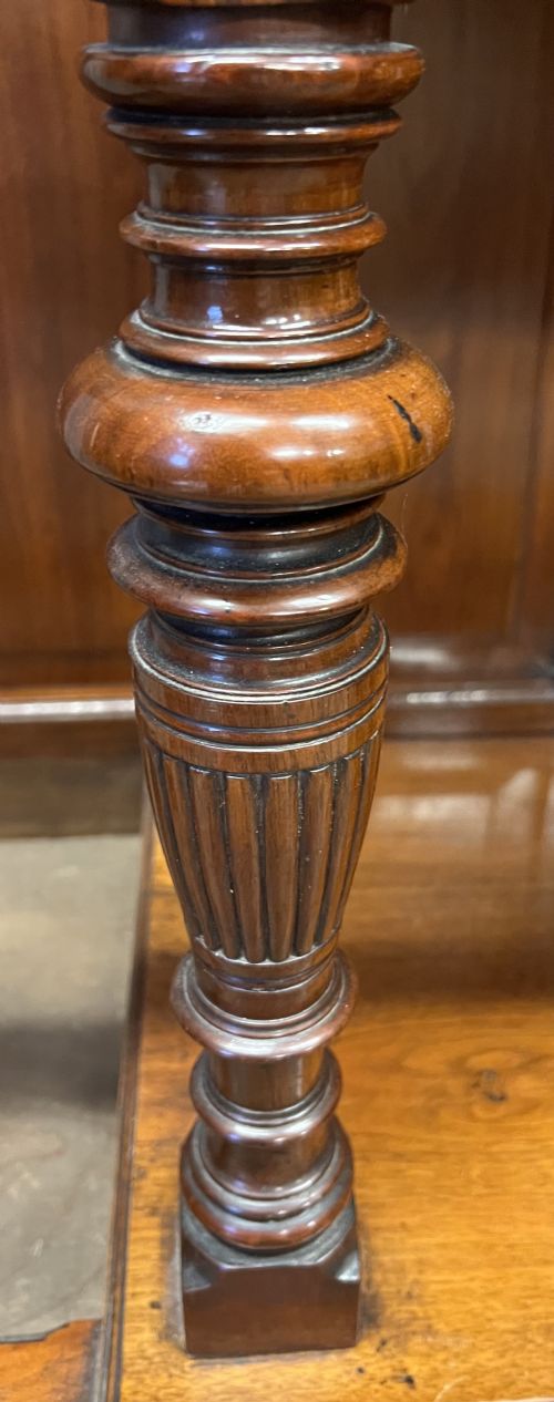 IMPRESSIVE GOOD QUALITY WALNUT HALL STAND - ADDITIONAL PHOTO 4