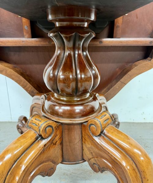 BEAUTIFUL VICTORIAN MARQUETRY INLAID CENTRE TABLE - ADDITIONAL PHOTO 5