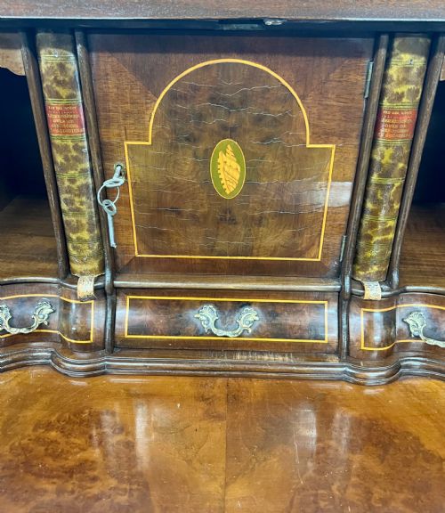 DUTCH BURR WALNUT BUREAU - ADDITIONAL PHOTO 3