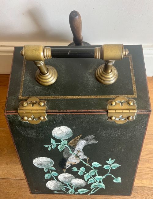 UNUSUAL ANTIQUE TOLE WARE COAL SCUTTLE - ADDITIONAL PHOTO 2