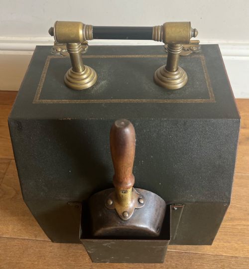 UNUSUAL ANTIQUE TOLE WARE COAL SCUTTLE - ADDITIONAL PHOTO 4