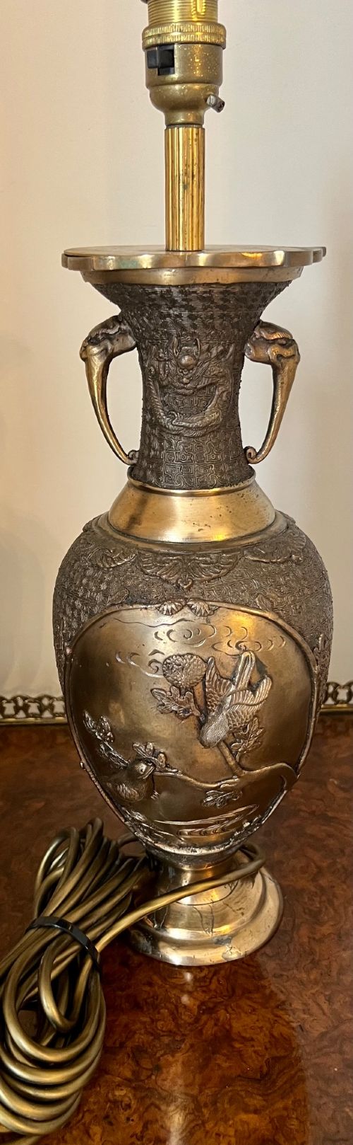 PAIR MEIJI PERIOD BRONZE LAMPS - ADDITIONAL PHOTO 2