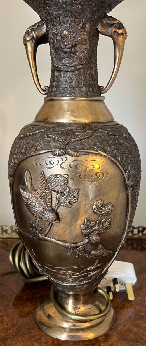 PAIR MEIJI PERIOD BRONZE LAMPS - ADDITIONAL PHOTO 6