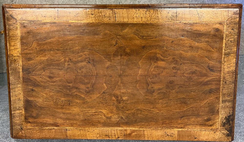 18.th.C. Walnut Low Boy View V