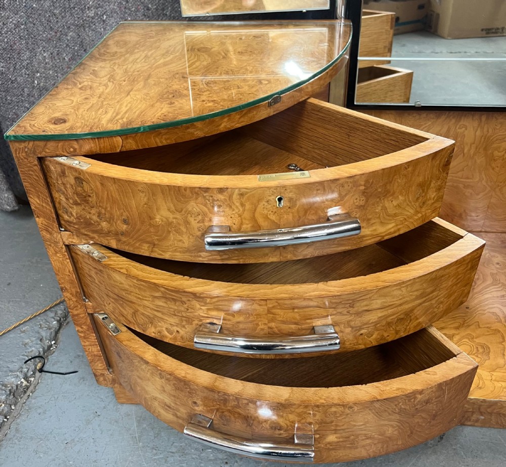 Stunning Art Deco Triptych Mirrored Dressing Table View IX