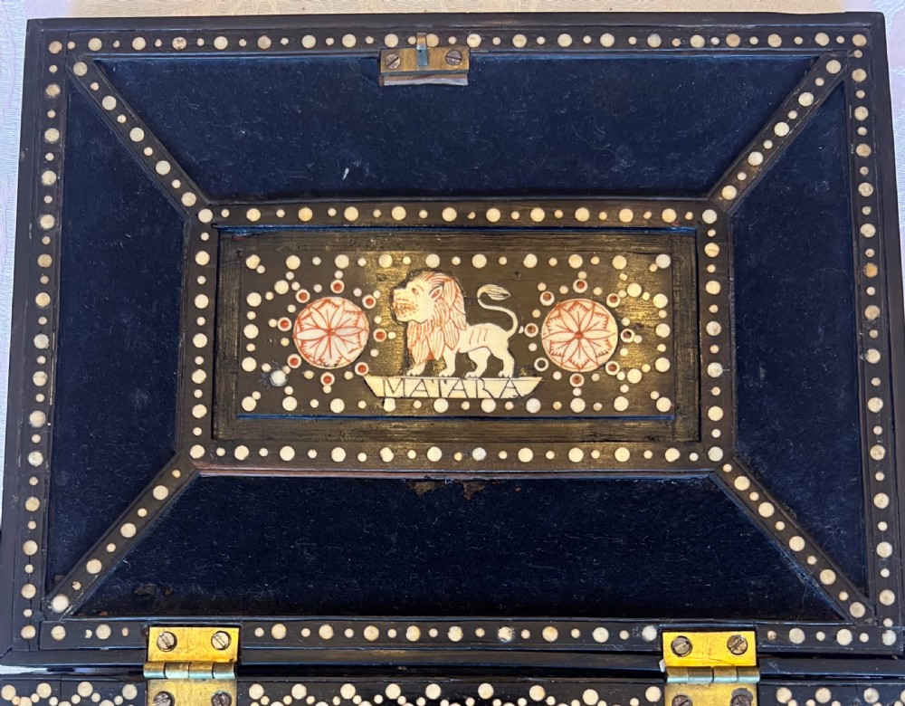 Unusual Martara Ceylonese Porcupine Quill Box View III