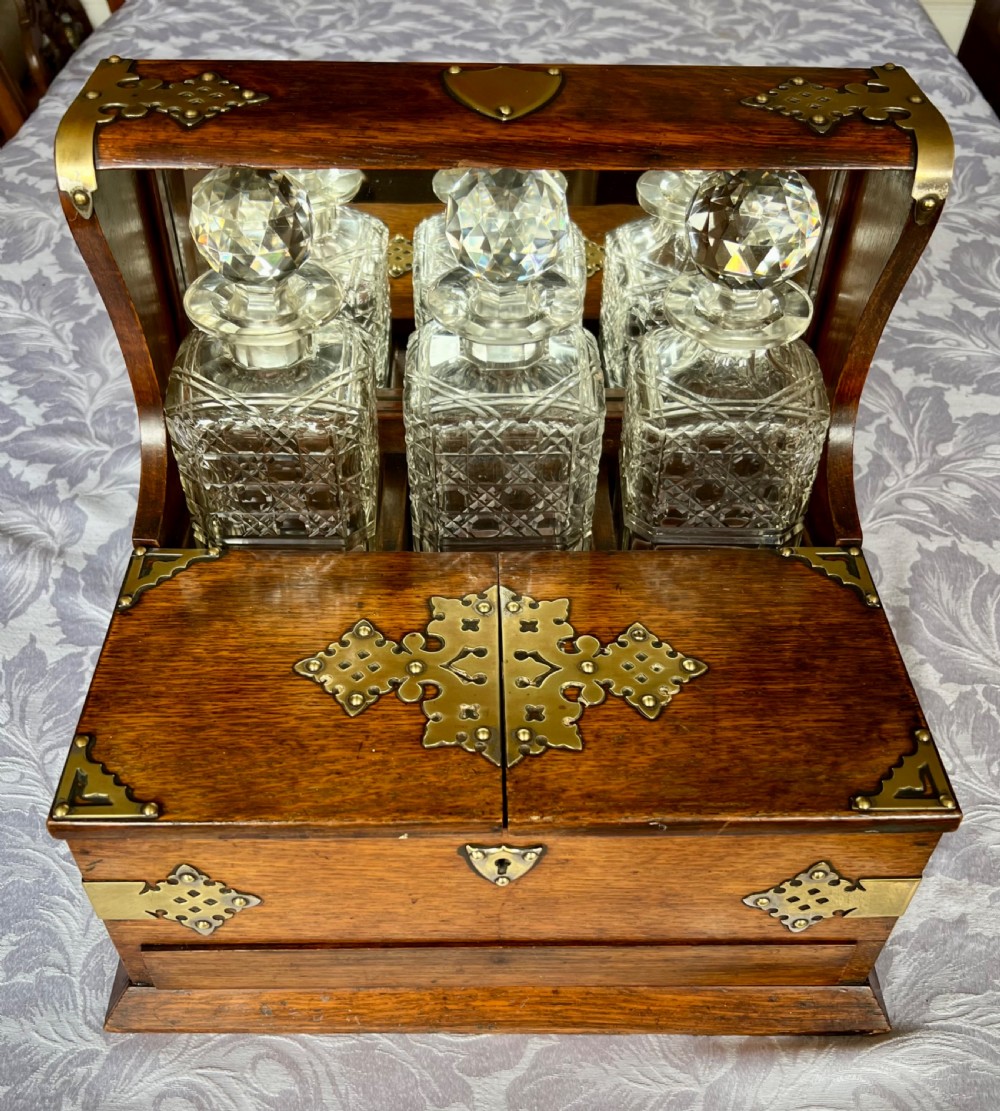 Victorian Tantalus