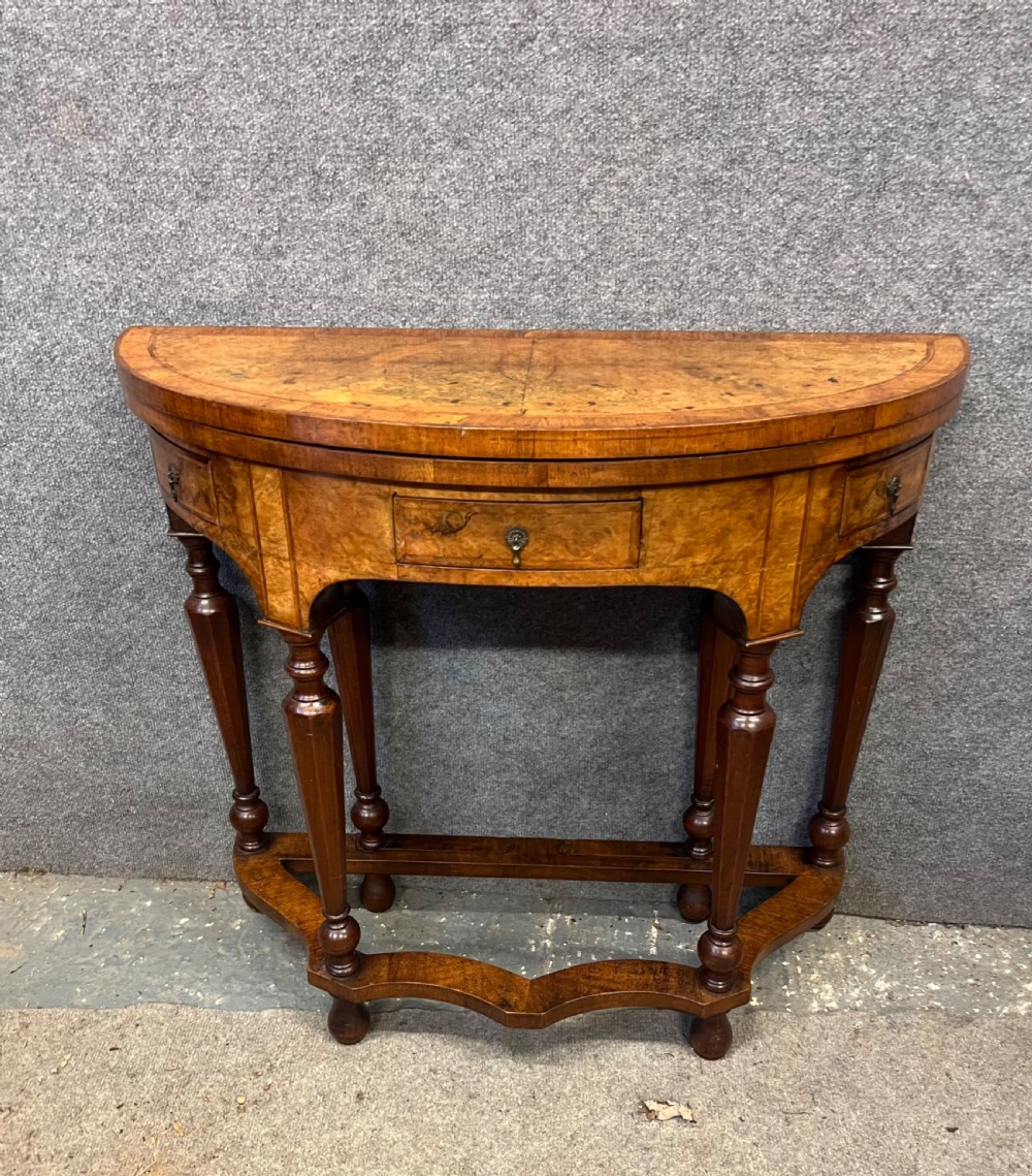 Antique William & Mary Style Burr Walnut Credence Table
