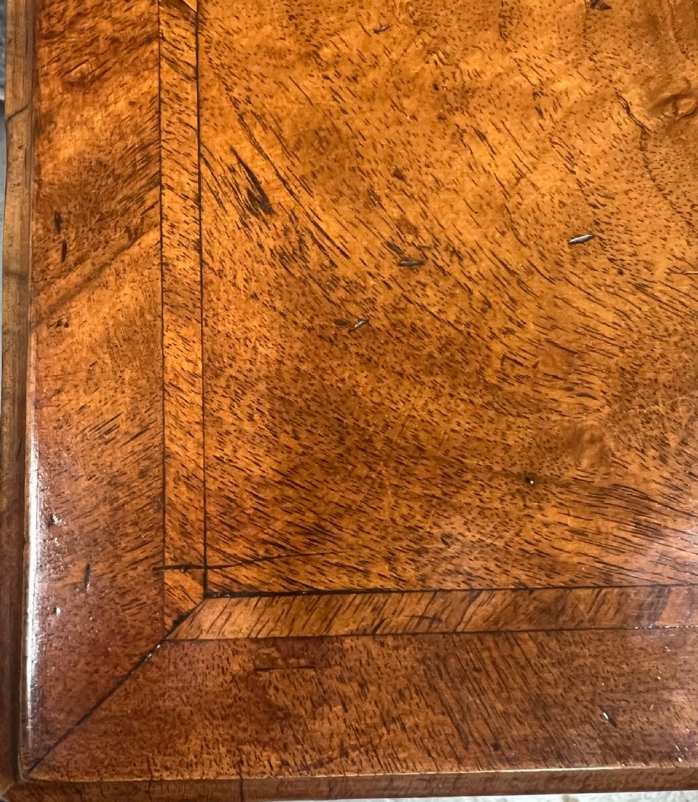 Early 18th C. Walnut Chest of Drawers View IV