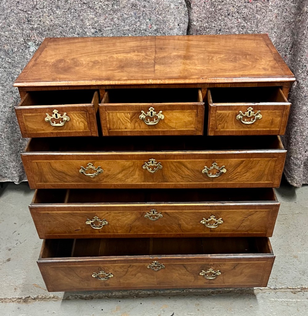 Early 18th C. Walnut Chest of Drawers View V