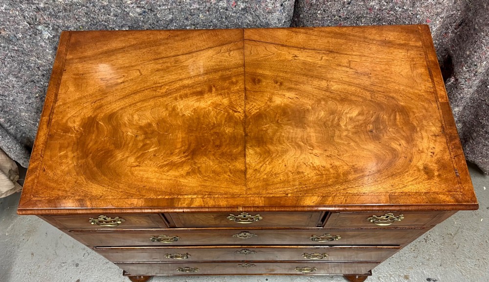 Early 18th C. Walnut Chest of Drawers View IX