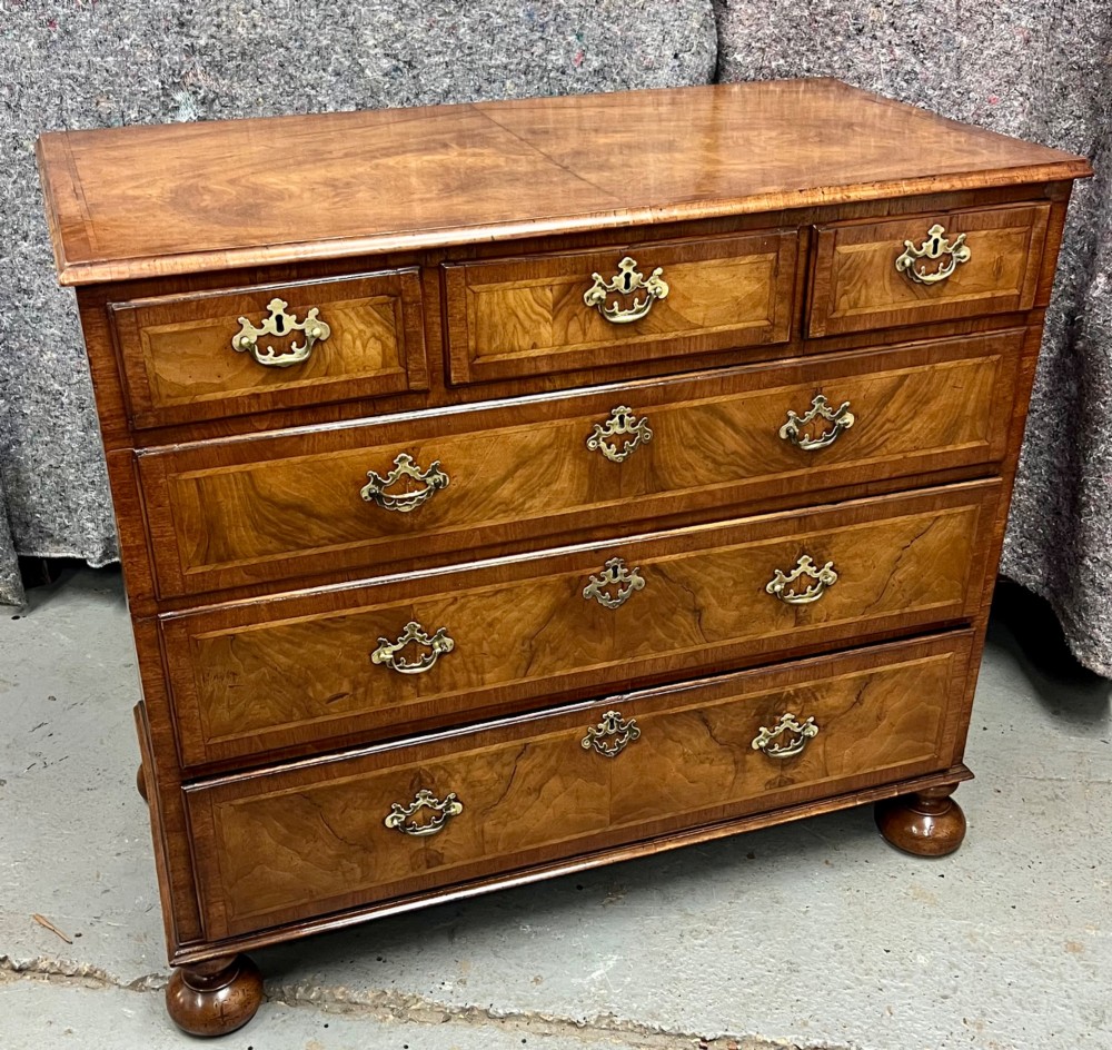 Early 18th C. Walnut Chest of Drawers View XII