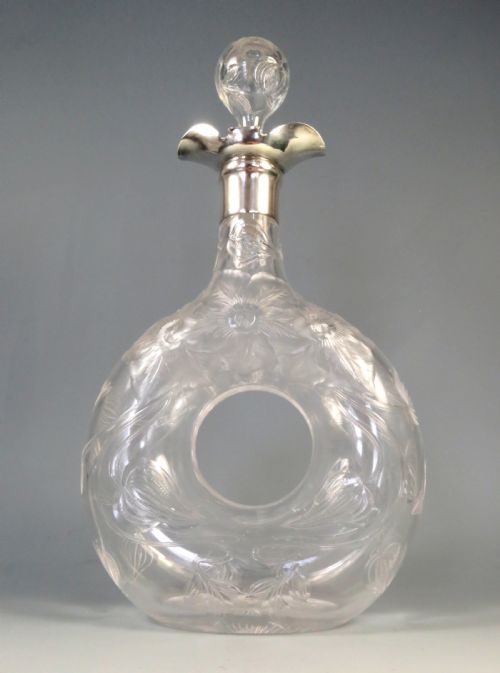STEVENS AND WILLIAMS ROCK CRYSTAL GLASS DONUT DECANTER 1904 - ADDITIONAL PHOTO 3