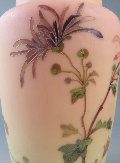 LARGE THOMAS WEBB BURMESE HAND PAINTED URANIUM GLASS VASE - ADDITIONAL PHOTO 5