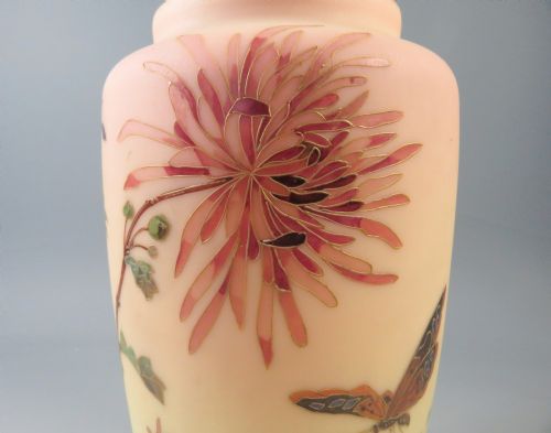 LARGE THOMAS WEBB BURMESE HAND PAINTED URANIUM GLASS VASE - ADDITIONAL PHOTO 6