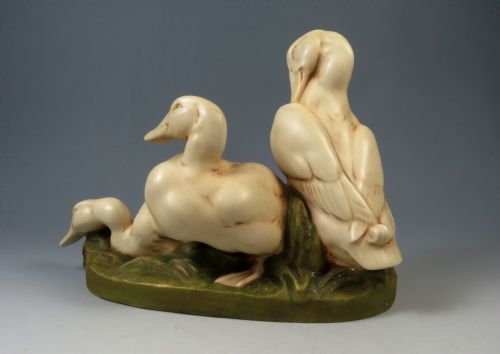 ANTIQUE BOHEMIAN PORCELAIN ROYAL DUX FIGURINE 3 DUCKS - ADDITIONAL PHOTO 4