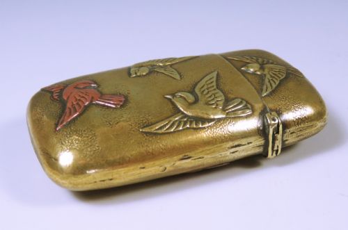JAPANESE MEIJI PERIOD BRASS BIRD VESTA CASE - ADDITIONAL PHOTO 4