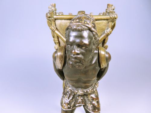ANTIQUE 19TH CENTURY AUSTRIAN BRONZE MOORISH MAN CARRYING A BASKET - ADDITIONAL PHOTO 6