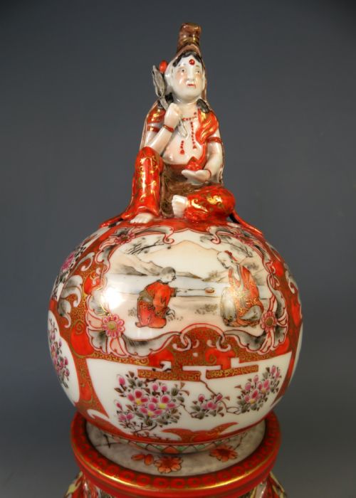 ANTIQUE JAPANESE KUTANI PORCELAIN KORO INCENSE BURNER GUANYIN - ADDITIONAL PHOTO 1
