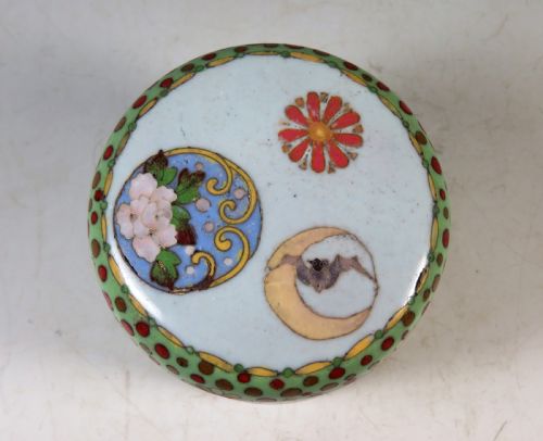 ANTIQUE JAPANESE MEIJI PERIOD CLOISONNE ENAMEL KOGO BOX - ADDITIONAL PHOTO 4