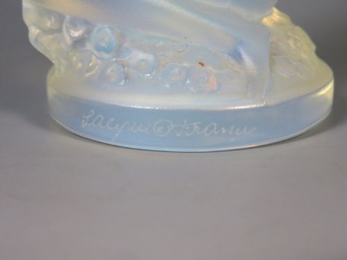 ANTIQUE LALIQUE OPALESCENT GLASS NUDE GIRL FIGURINE - ADDITIONAL PHOTO 5