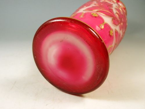 ANTIQUE FRENCH BACCARAT CASED PINK OVER WHITE GLASS VASE - ADDITIONAL PHOTO 4