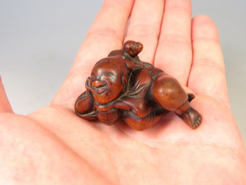 ANTIQUE JAPANESE EDO PERIOD WOON NETSUKE OF A SARUMAWASHI - ADDITIONAL PHOTO 7