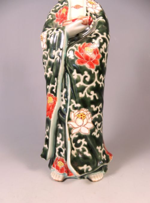 ANTIQUE JAPANESE KUTANI PORCELAIN GUANYIN OKIMONO - ADDITIONAL PHOTO 6