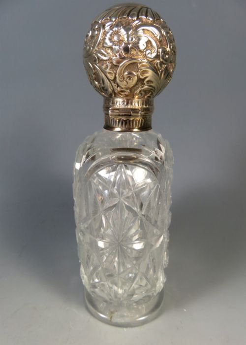 ANTIQUE SILVER TOPPED CUT GLASS SCENT PERFUME BOTTLE - ADDITIONAL PHOTO 9