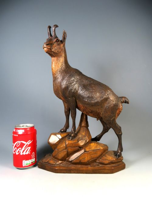 LARGE ANTIQUE BLACK FOREST CARVED WOOD IBEX FIGURINE - ADDITIONAL PHOTO 8