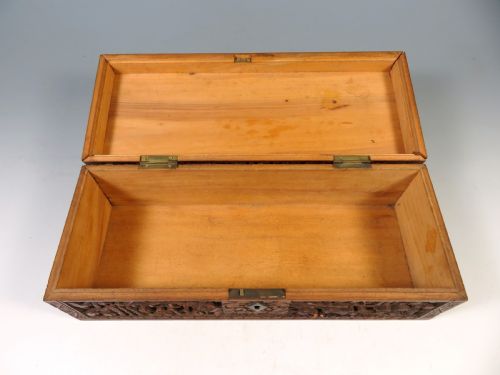 ANTIQUE CHINESE CARVED BOXWOOD GLOVE BOX - ADDITIONAL PHOTO 5