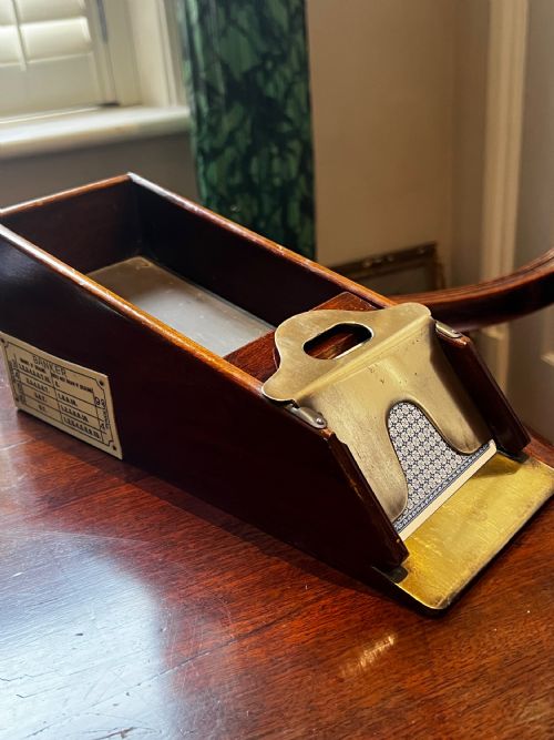FRENCH MAHOGANY AND BRASS CASINO CARD SHOE - ADDITIONAL PHOTO 5
