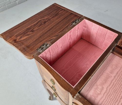 19 TH CENTURY FRENCH TULIPWOOD POUDREUSE DRESSING TABLE - ADDITIONAL PHOTO 9