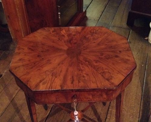 RARE GEORGIAN YEW WOOD WORK TABLE - ADDITIONAL PHOTO 1