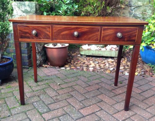 georgian side table - CATEGORY: ANTIQUE TABLES - DATED 1800