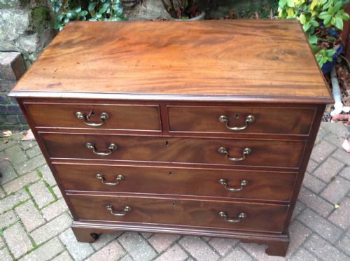 SUPERB GEORGIAN MAHOGANY CHEST OF DRAWERS - ADDITIONAL PHOTO 2