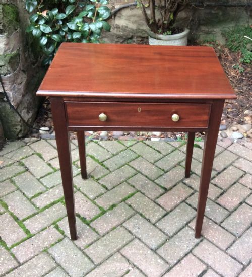small mahogany side table - CATEGORY: ANTIQUE TABLES - DATED 1800