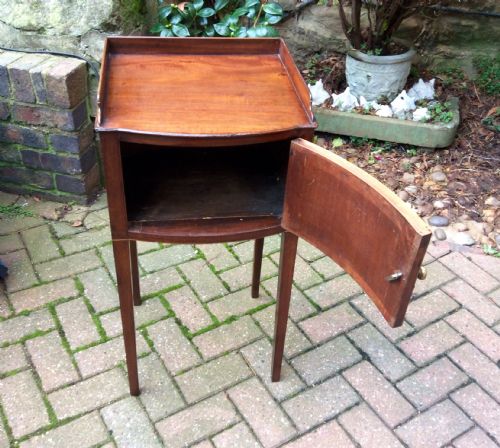GEORGIAN BEDSIDE CABINET - ADDITIONAL PHOTO 2