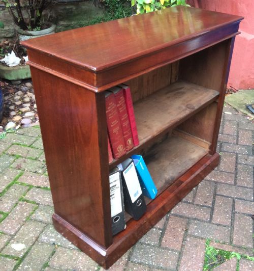 DEEP MAHOGANY BOOKCASE BOOKSHELVES - ADDITIONAL PHOTO 1