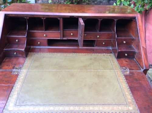 SMALL GEORGIAN BUREAU - ADDITIONAL PHOTO 3