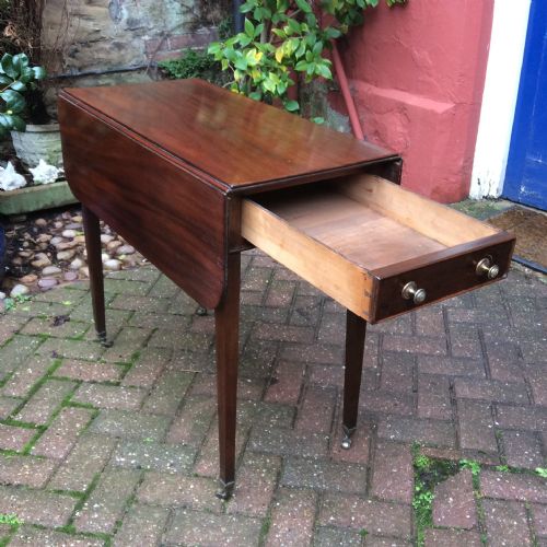 GEORGIAN SUPPER TABLE OR PEMBROKE TABLE - ADDITIONAL PHOTO 2