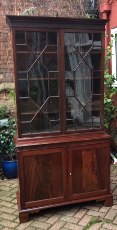 BOOKCASE ON CUPBOARD - ADDITIONAL PHOTO 4