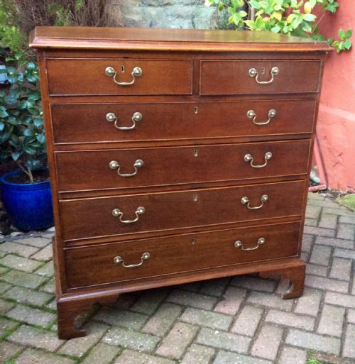 GEORGIAN OAK CHEST OF DRAWERS - ADDITIONAL PHOTO 3