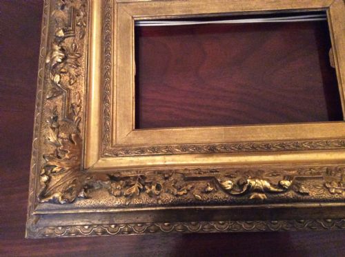 VICTORIAN GILT WOOD PICTURE FRAME - ADDITIONAL PHOTO 1