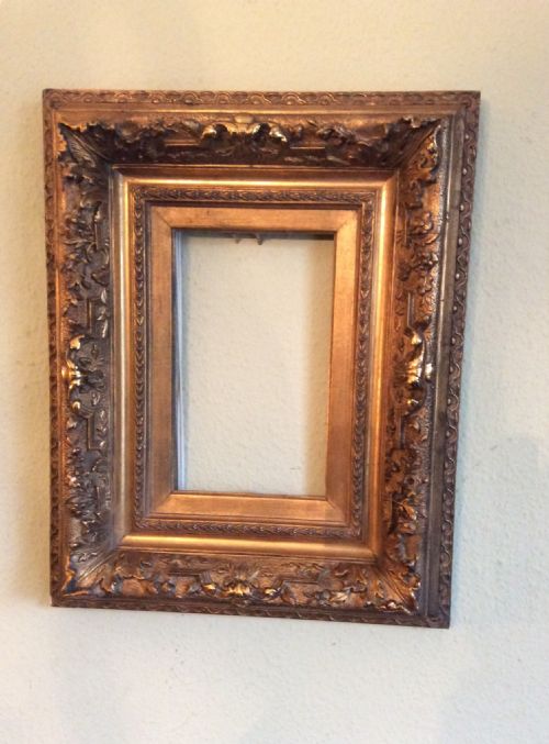 victorian gilt wood picture frame - CATEGORY: ANTIQUE MISCELLANEOUS - DATED VICTORIAN