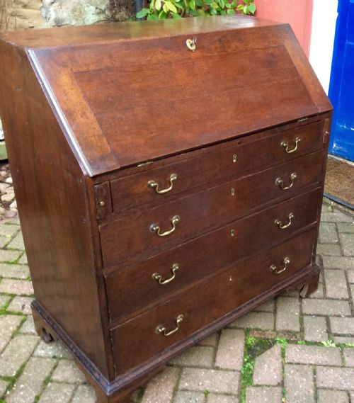 georgian oak bureau - CATEGORY: ANTIQUE BUREAU - DATED 1750
